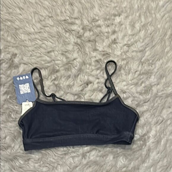 NWT aerie‎ scoop upf 50 denim colored swimsuit top size xs - Picture 1 of 4